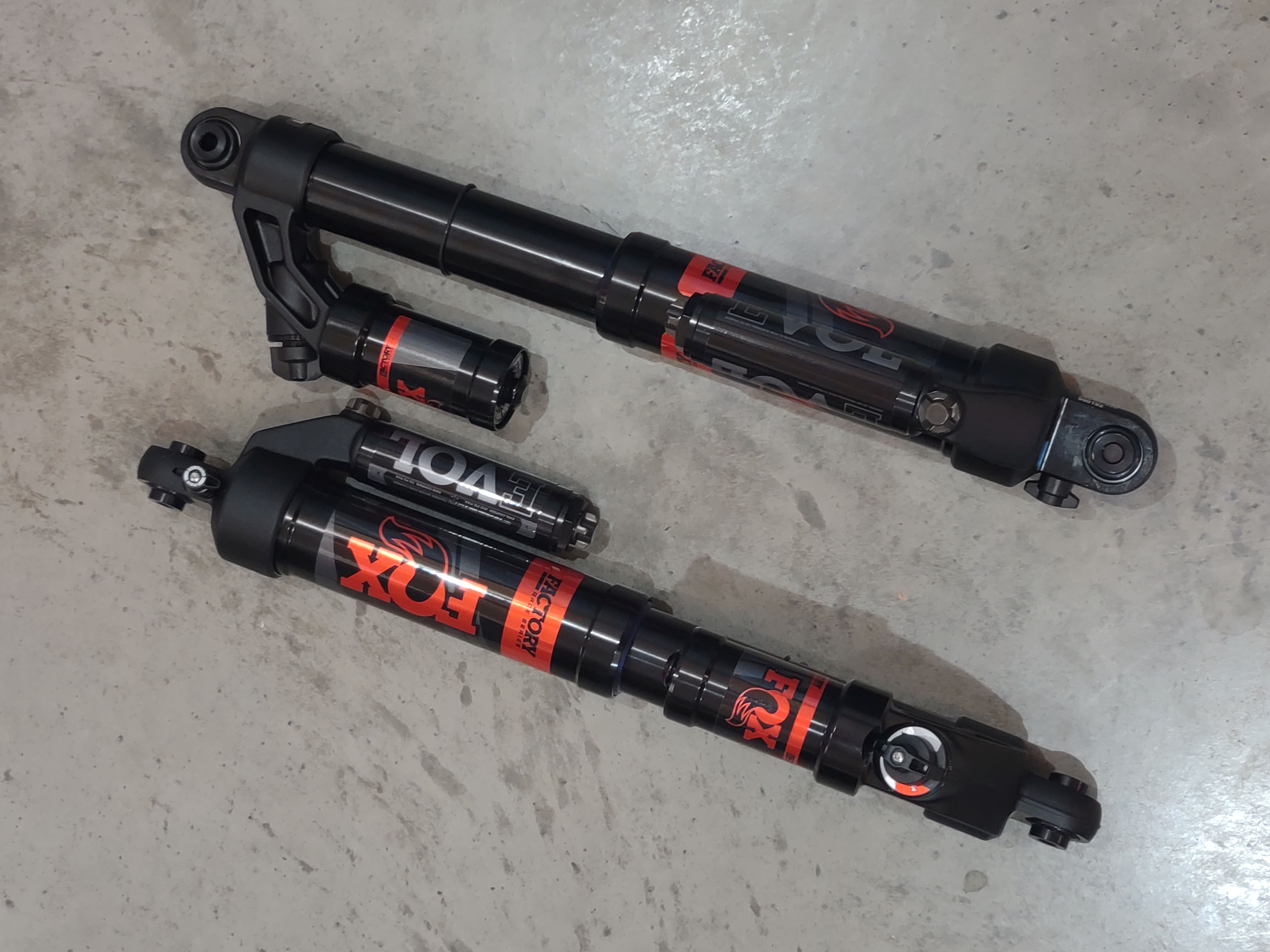 Fox shock sales