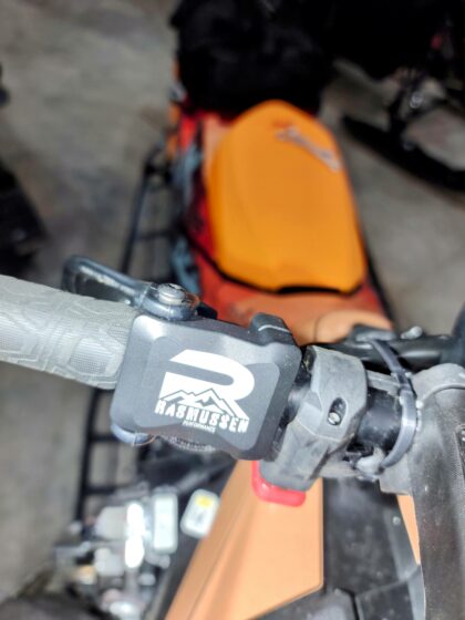 Throttle Block for Ski-Doo and Polaris, self cleaning - Image 3